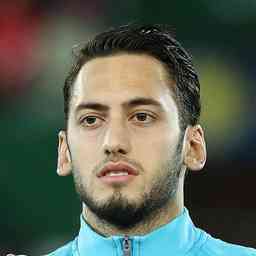 足球国足队内对抗赛出现精彩世界波