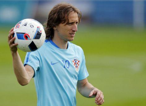 149亿美元奢侈税压身，骑士现状究竟如何？