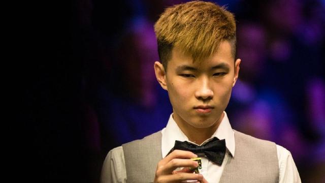 曼联非洲杯三国脚下轮恐缺阵，仍在谈判！阿莫林披露德里赫特伤情